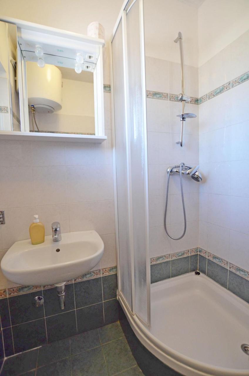 Apartment Anton كريس المظهر الخارجي الصورة