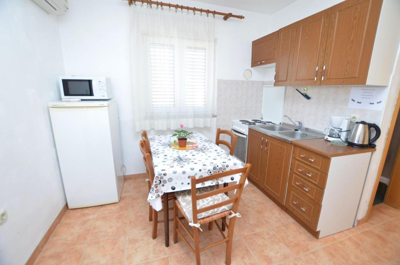 Apartment Anton كريس المظهر الخارجي الصورة